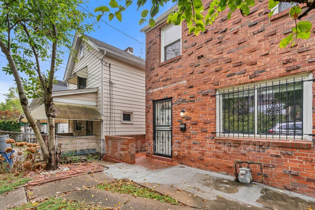 Photo - 5034 Ampere St House