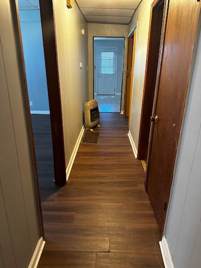 Building Photo - Dartmouth Duplex