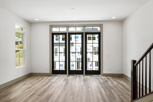 Building Photo - 1223 Hardee St NE