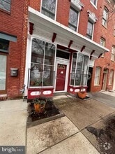 Building Photo - 827 S Bond St