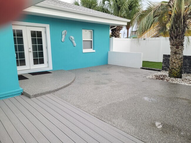 Patio trasero - 438 Cardinal Ave