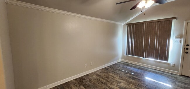 Foto del edificio - Gorgeous 3 bed/2 bath in Trimmier Estates ...