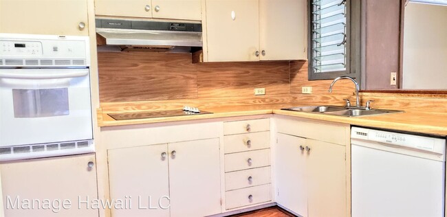 Building Photo - 4 br, 2 bath House - 5647 Anolike Place