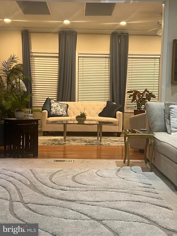 Foto del edificio - 12429 Willow Falls Dr