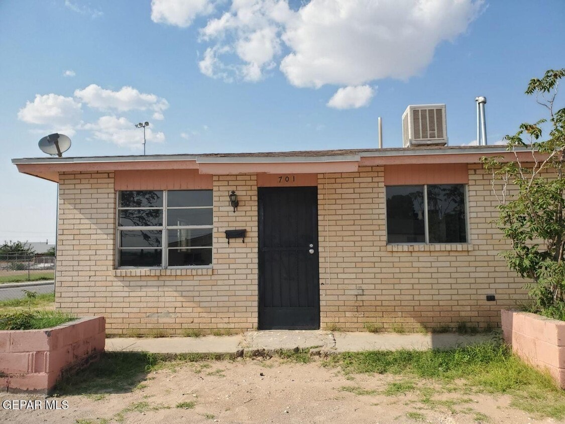 Foto principal - 701 Hilton Ave