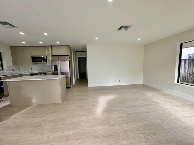 Foto del edificio - 1610 NE 17th Ave