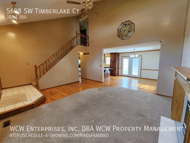 Building Photo - Executive 3BR, 2.5BTH home in Prairie Trac...