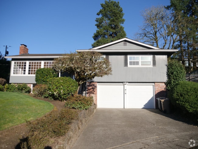 Building Photo - 1525 Ivy Ct