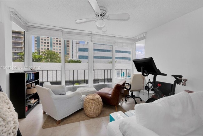 Foto del edificio - 2539 Bayshore Dr