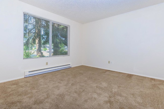 Building Photo - Abalon Pointe