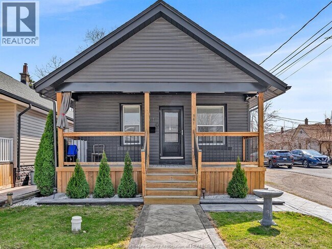 Building Photo - 561 Ellis St