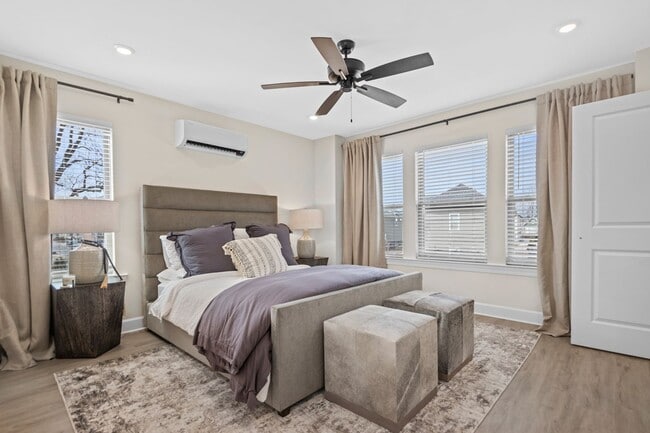 Interior Photo - Live on Parker