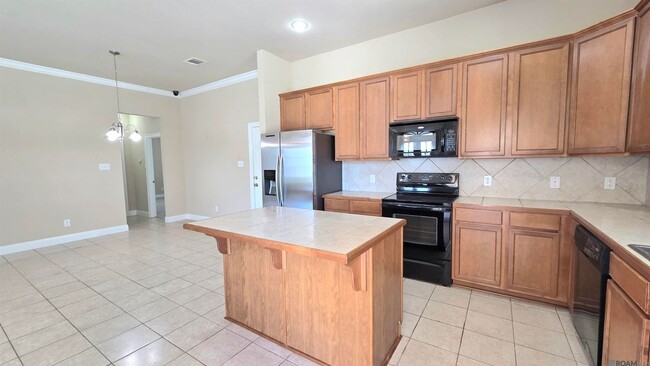 Foto del edificio - 16545 Antioch Ct