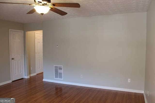 Building Photo - 3012 Fair Creek Ct