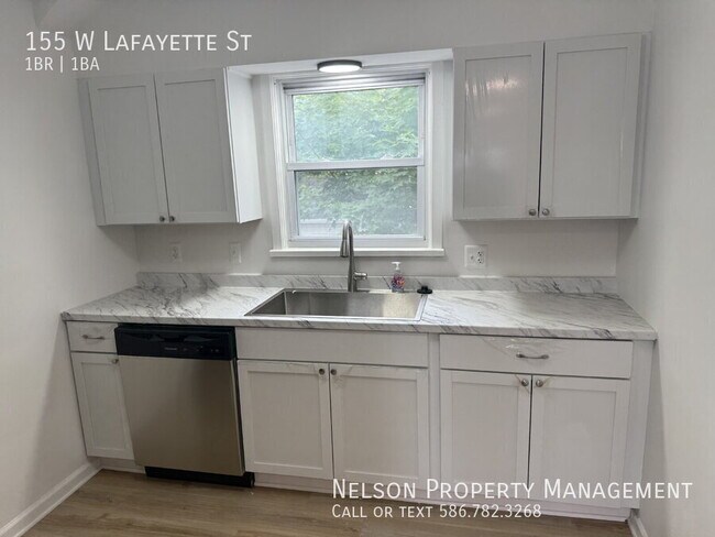 Foto del edificio - 155 W Lafayette St