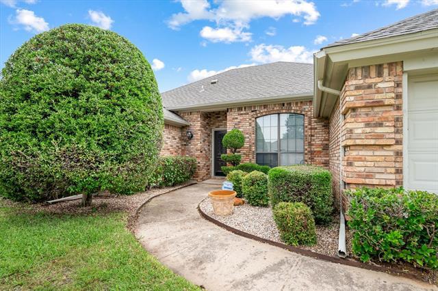 Building Photo - 2505 Woodfield Way