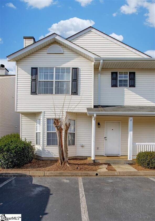 8 Hayfield Ln, Greer, SC 29650 Condo for Rent in Greer, SC