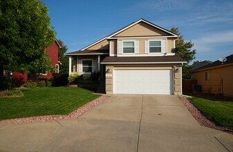 Building Photo - 1072 Scarlet Oak Dr