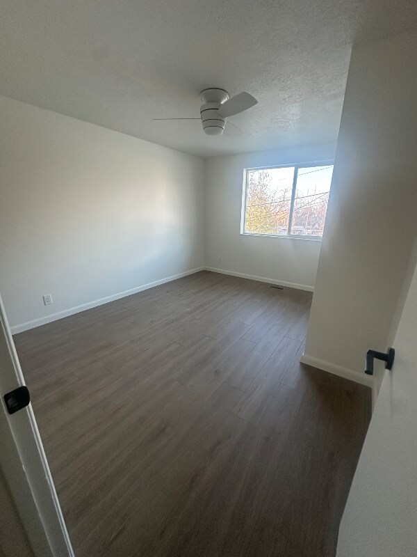 Foto del edificio - 673 E 6th Ave