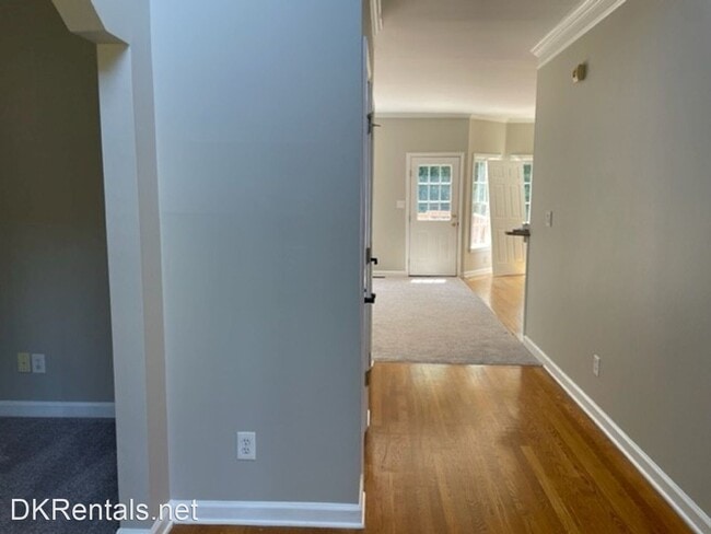 Building Photo - 6 br, 4 bath House - 4139 Lansfaire Terrace