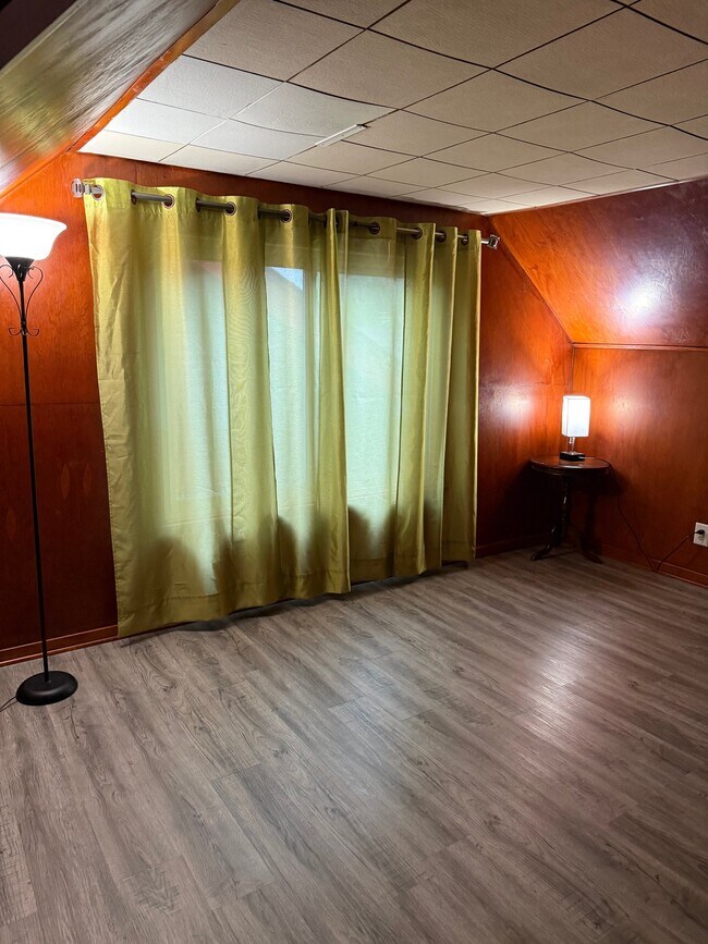 Foto del edificio - 2137 Wespark Ave