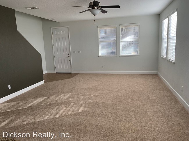 Building Photo - 3643 Hollywood Park Drive