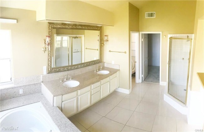 Building Photo - 4 br, 4 bath House - 1244 S Night Star Way