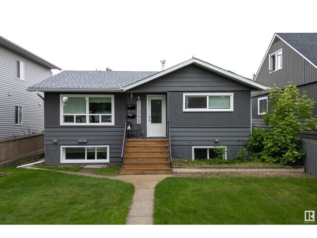 Building Photo - 11908 45 St NW