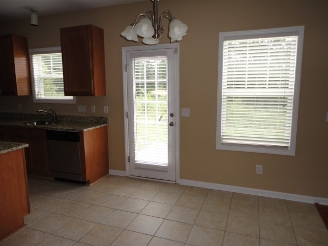 Building Photo - 210 Goldfinch Ct