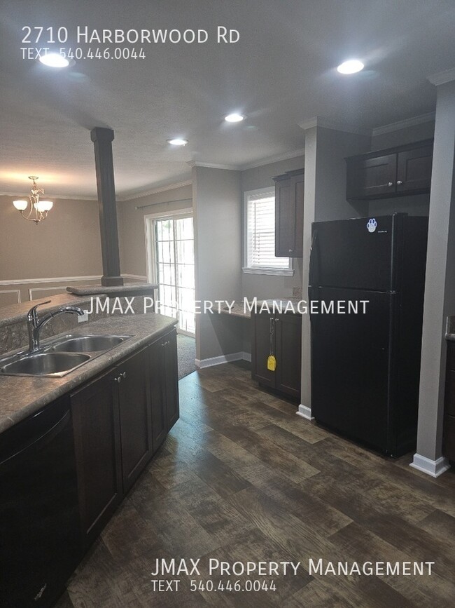 Building Photo - 2710 Harborwood Rd