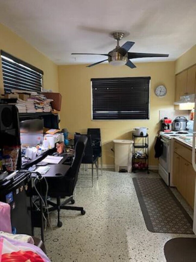 Foto del edificio - 430 NW 9th Ave