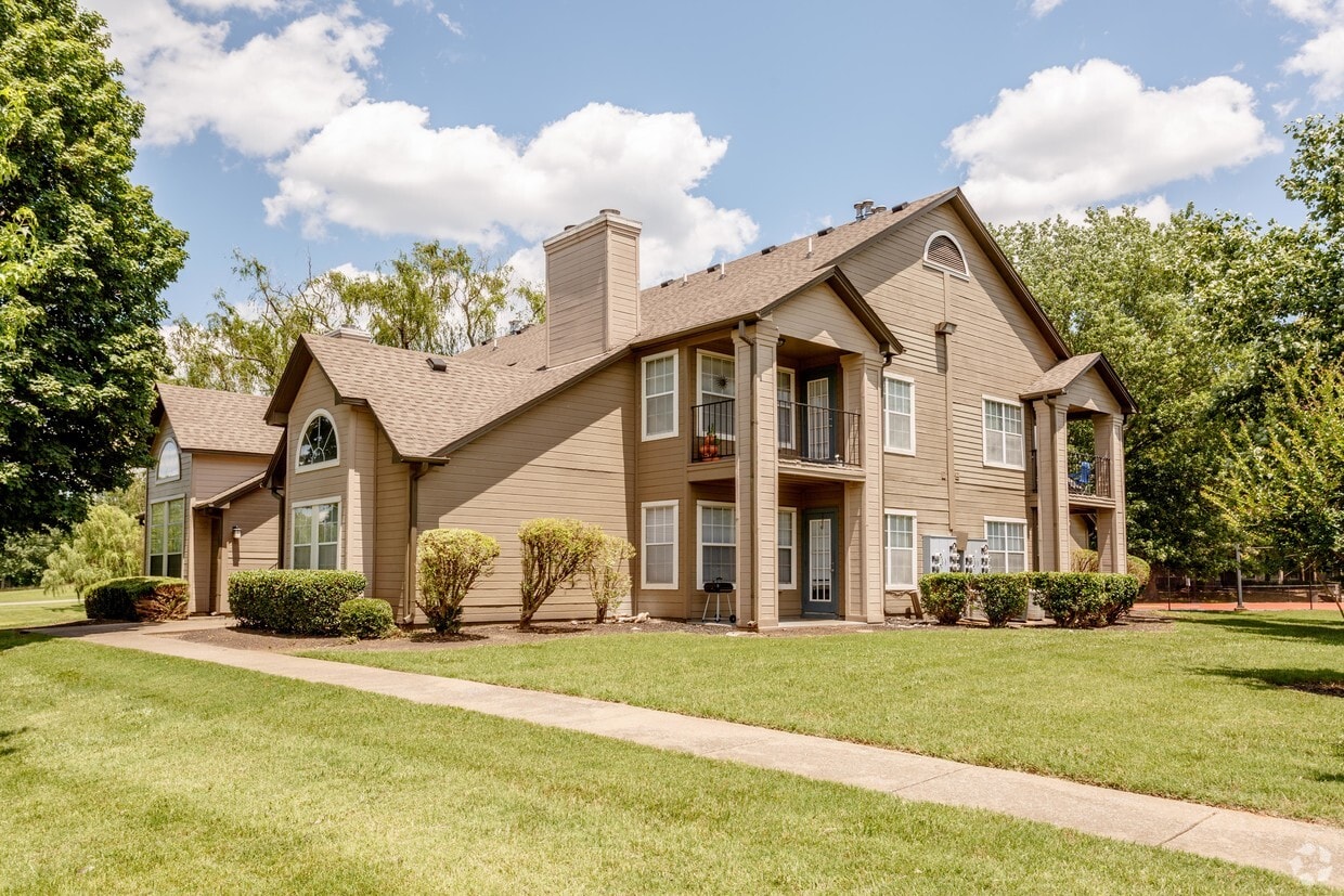 Summerlake Rentals in Murfreesboro at 207 National Dr Murfreesboro, TN