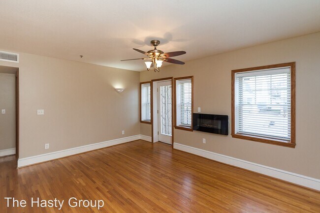 Foto del edificio - 2 br, 1 bath House - 4328 Walnut Unit 1A