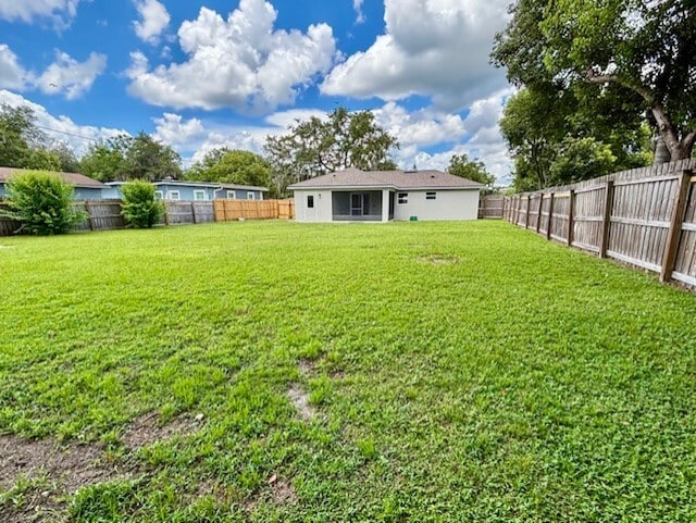 Back Yard - 320 E 5th St