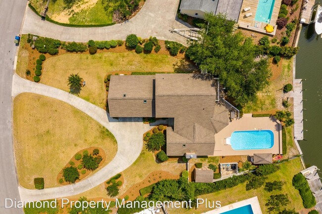 Foto del edificio - 4 br, 4 bath House - 5213 Webb Court
