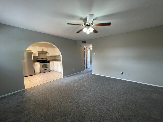 Building Photo - 4753 Orange Grove Blvd