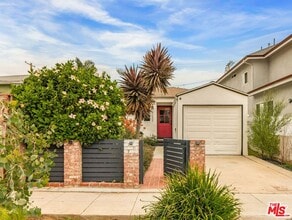 Building Photo - 4332 Alla Rd