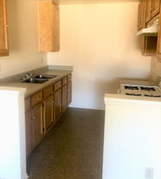 Foto del edificio - Spacious Apartment