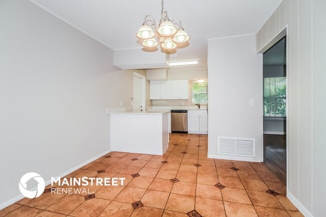 Building Photo - 1301 Leeway Ave