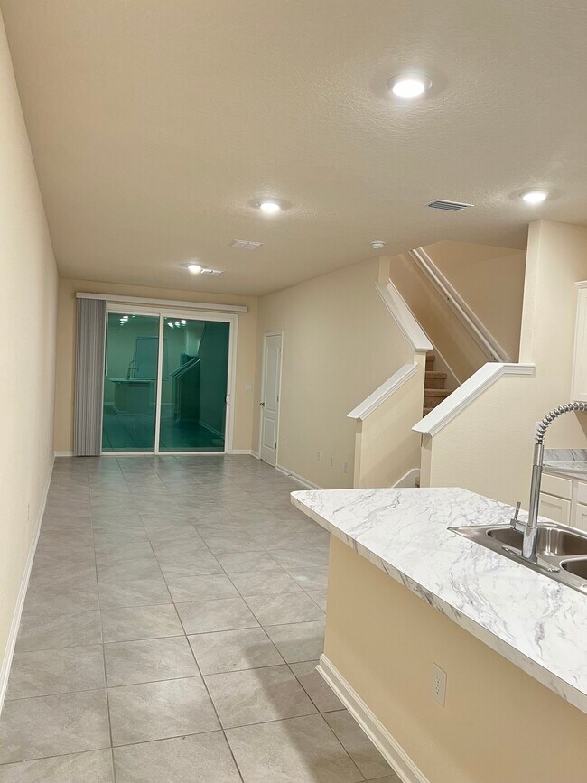 Foto del edificio - 829 Gate Run Rd