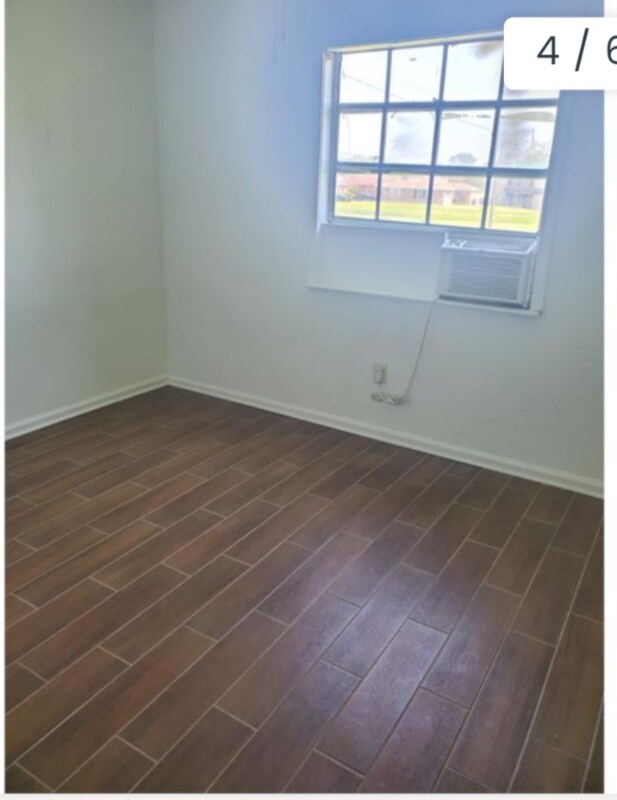 Foto del edificio - 1113 Scotsdale Dr
