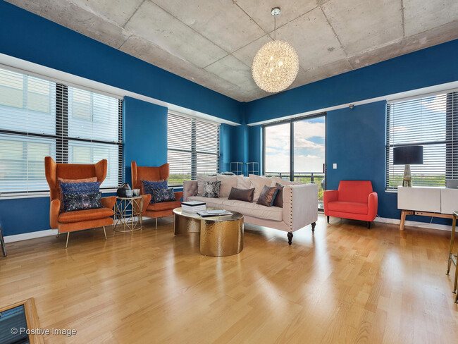 Foto del edificio - 1122 W Catalpa Ave