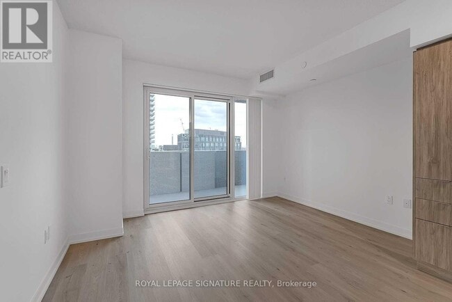 Building Photo - 138 Downes St