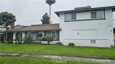 Building Photo - 2650 E Park Ln