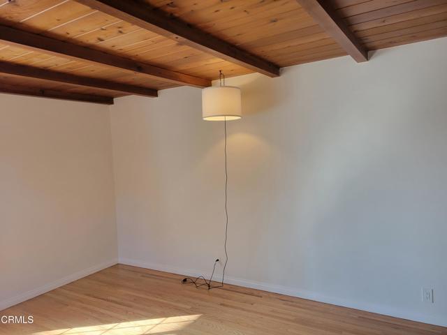 Foto del edificio - 9011 E Youngdale St