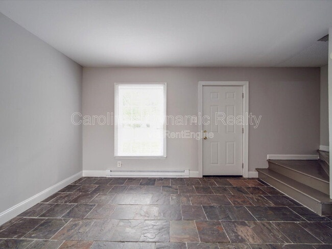 Foto del edificio - 325 S Gardner Ave