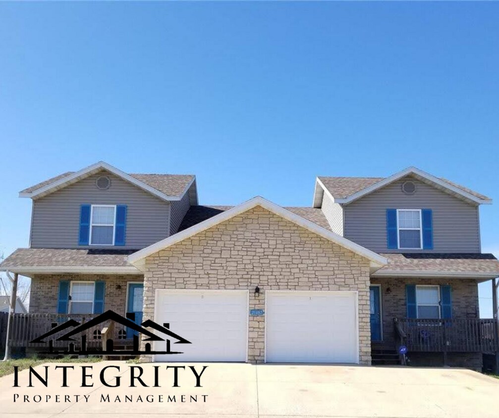 Foto principal - 21487 Risky Rd