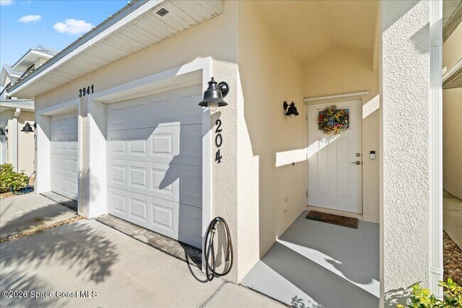 Foto del edificio - 3941 Playa Del Sol Dr