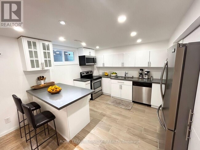 Building Photo - 89 Pioneer Ln