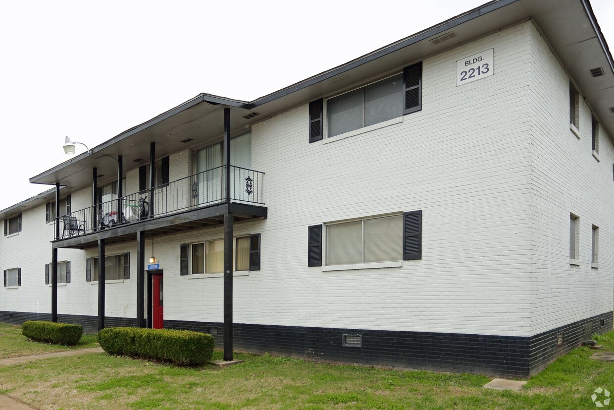 Primary Photo - Channing Apartments East